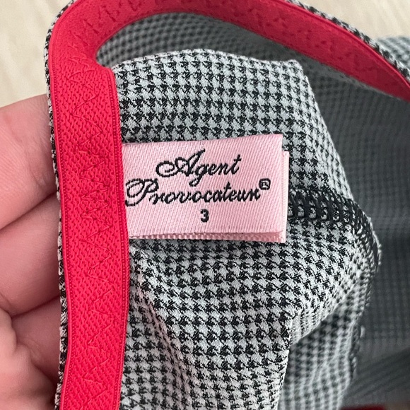 Agent provocateur set - Picture 6 of 8